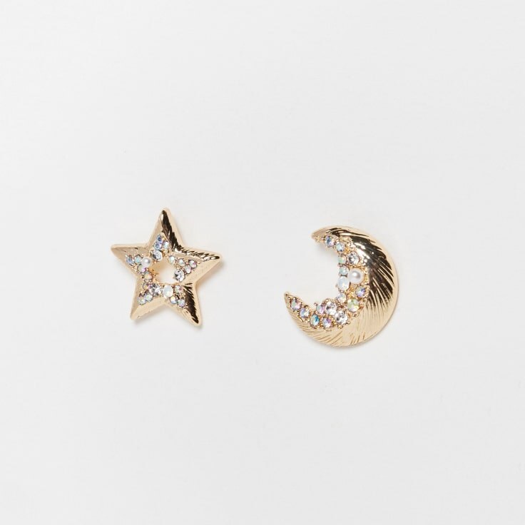 Latest earring trends deals