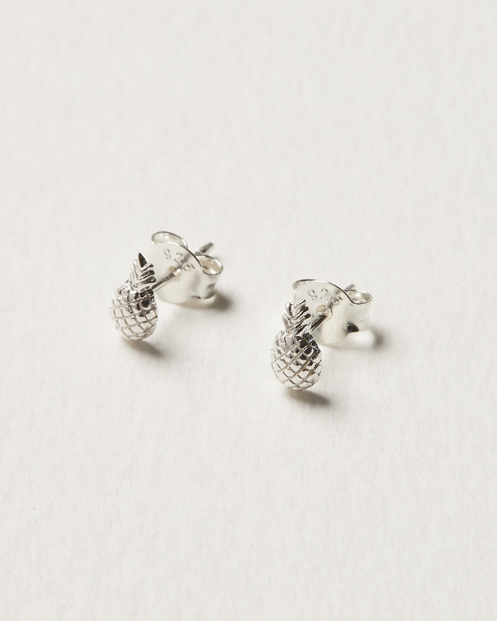 oliver bonas turtle earrings