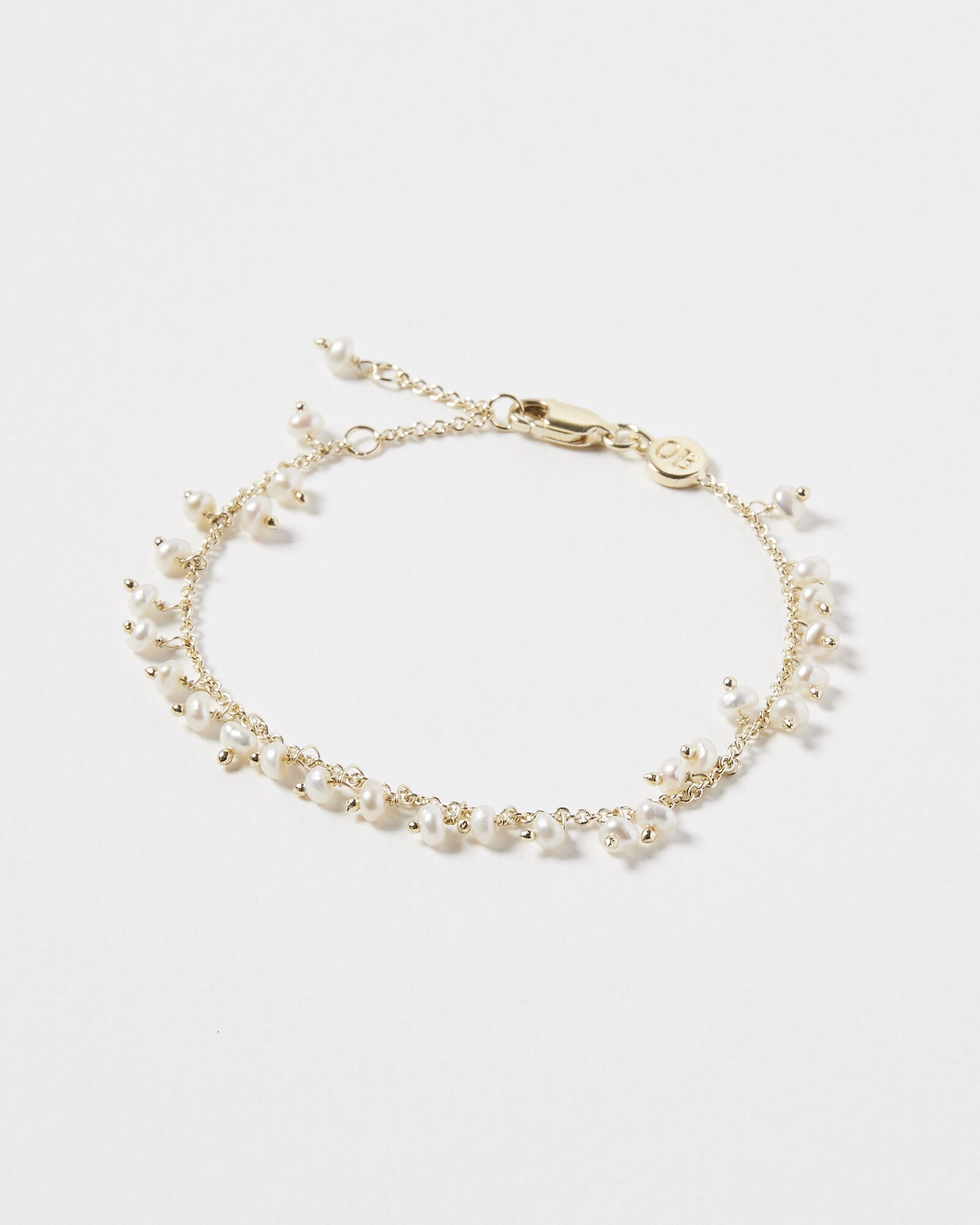 Meryta Pearl Cluster Gold Plated Chain Bracelet | Oliver Bonas