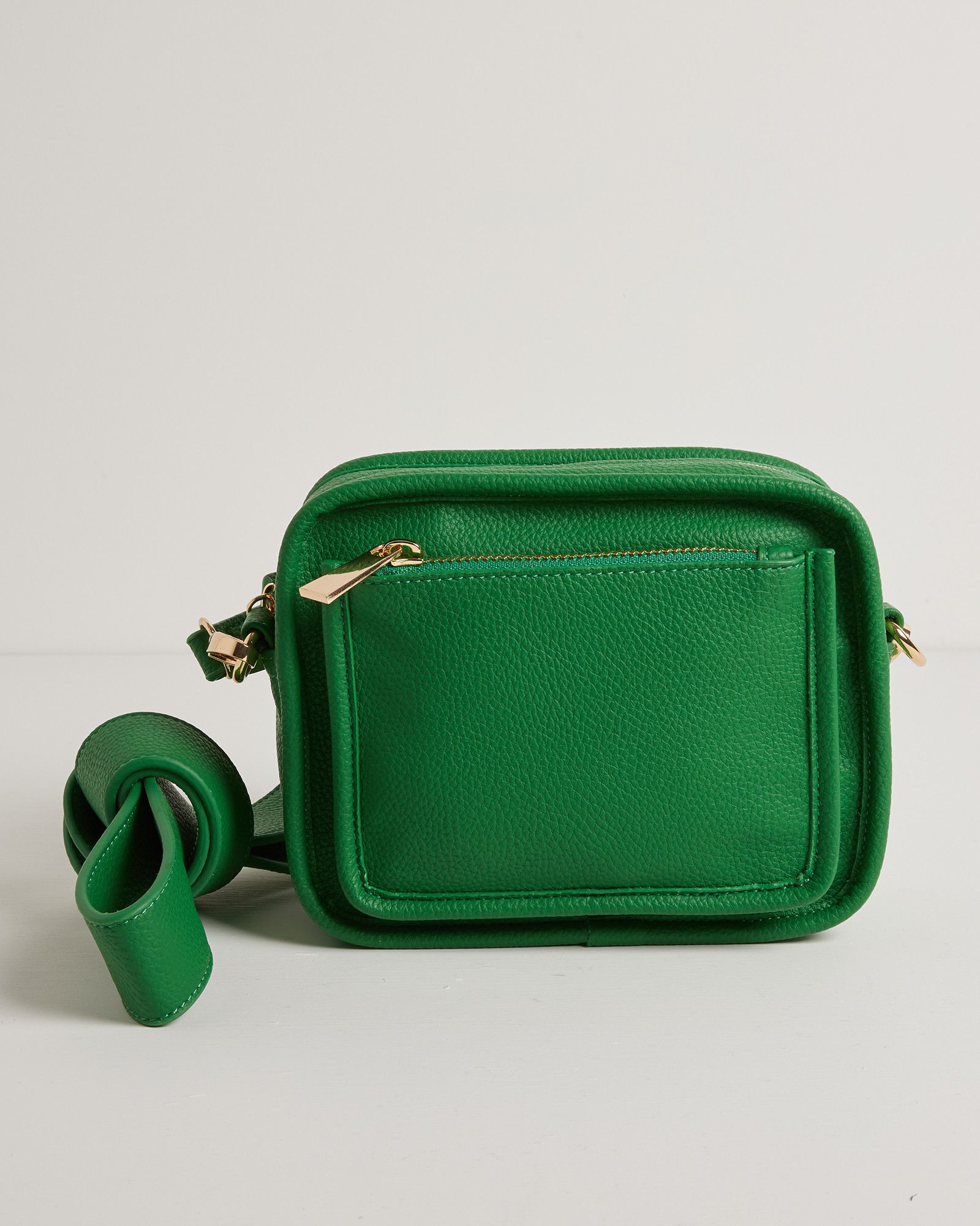 Gia Piped Camera Crossbody Bag | Oliver Bonas