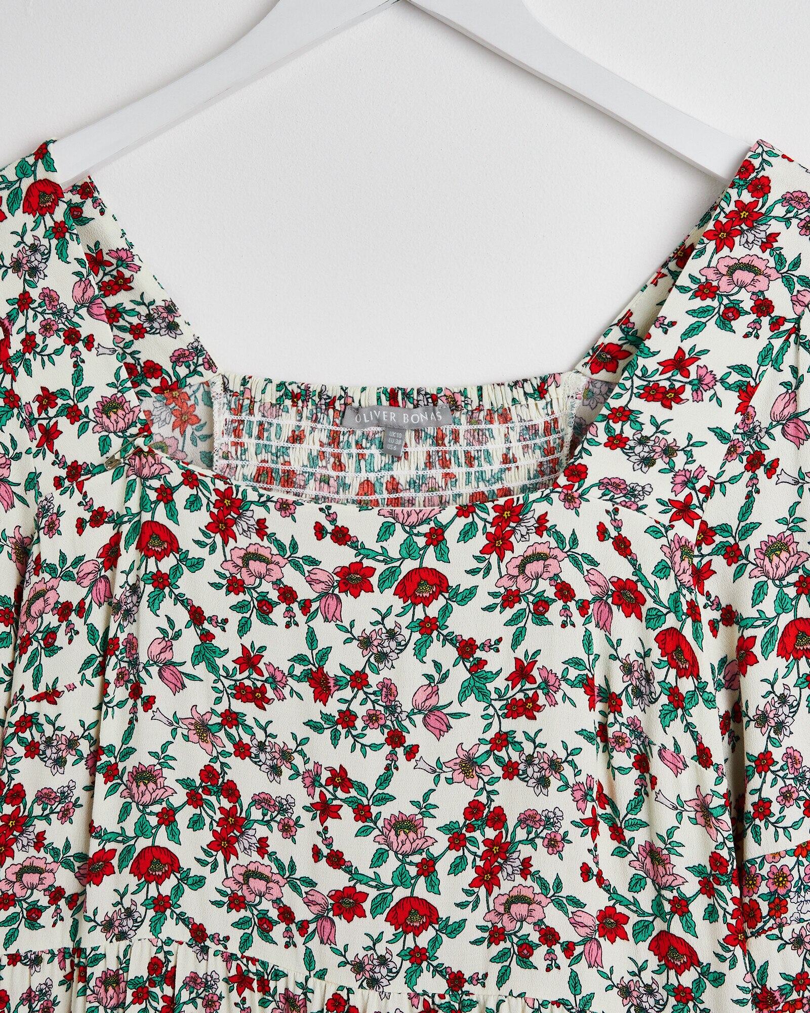 Oliver bonas red ditsy floral dress best sale