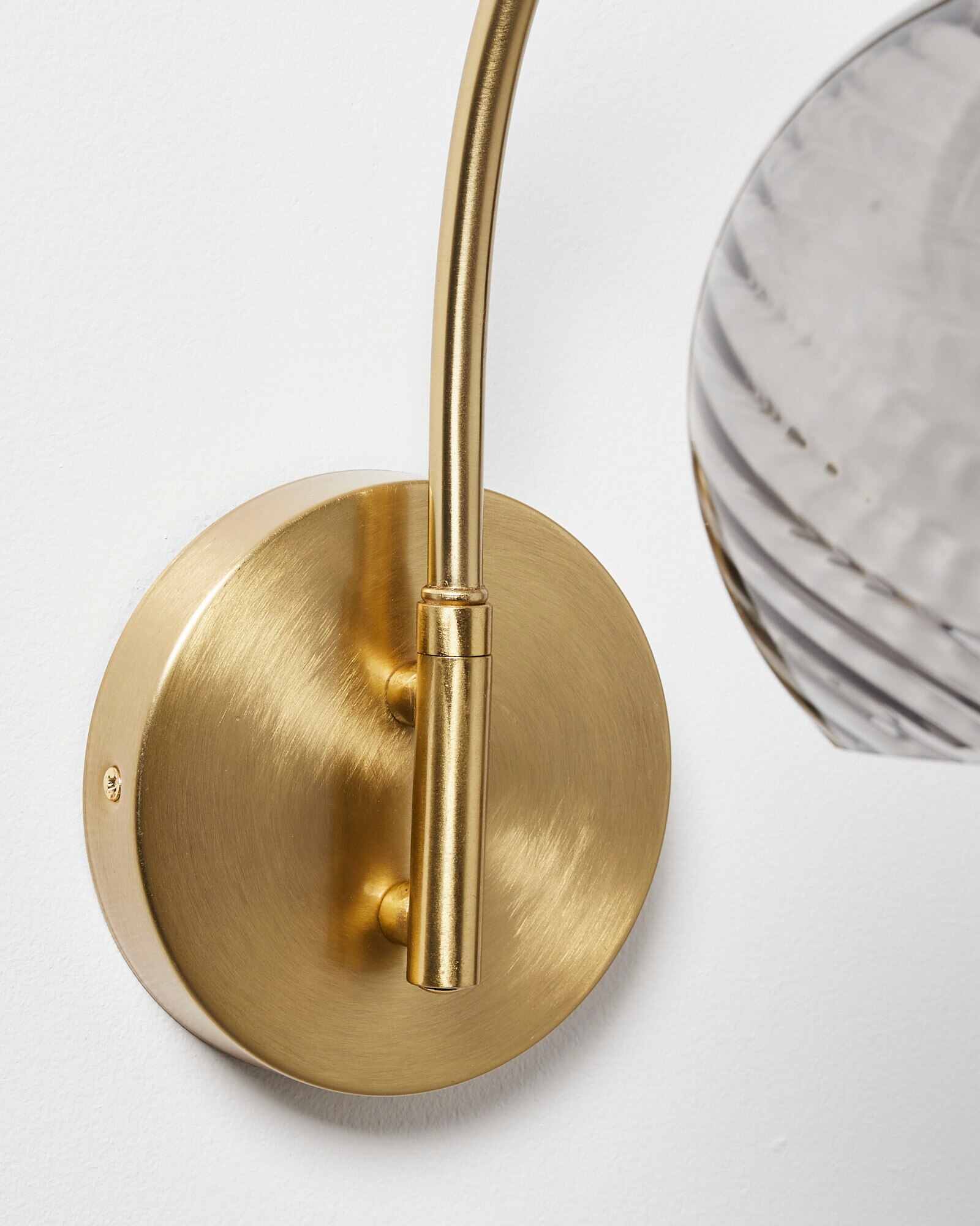 Oliver bonas wall light top