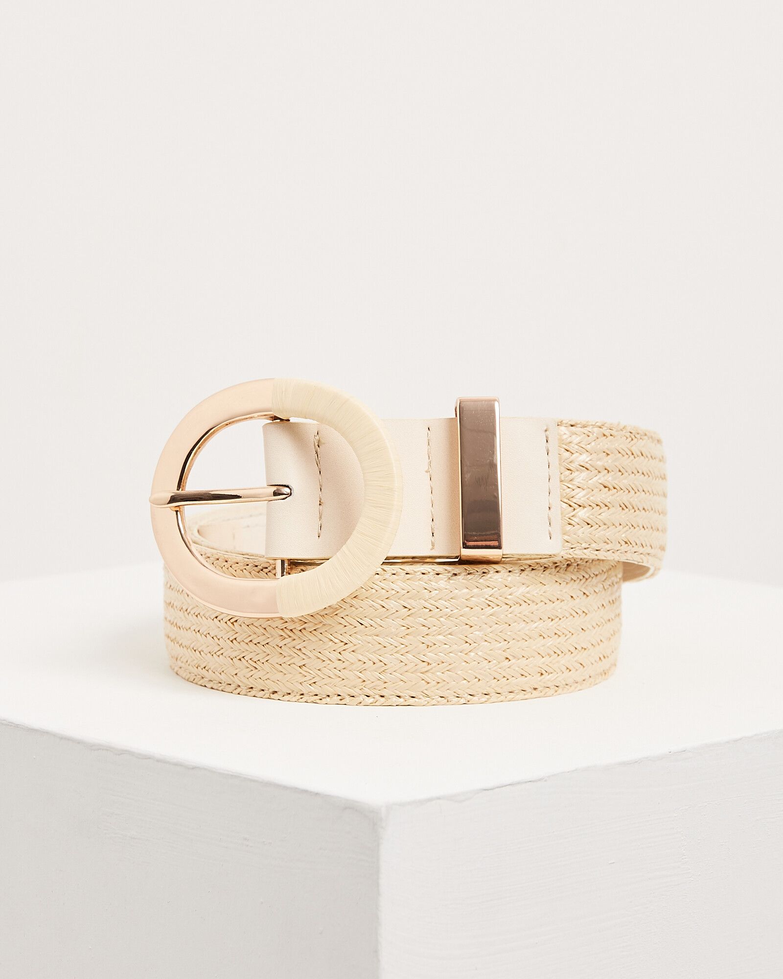 Cream Raffia Wrapped Gold Buckle Belt | Oliver Bonas