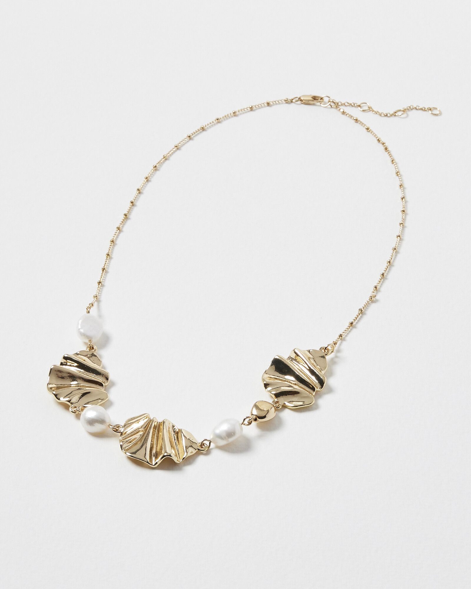 Indie Pearl & Textured Metal Shape Necklace | Oliver Bonas