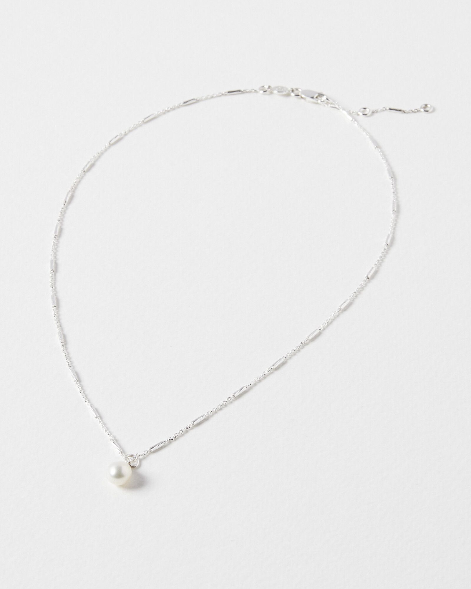 oliver bonas pearl necklace