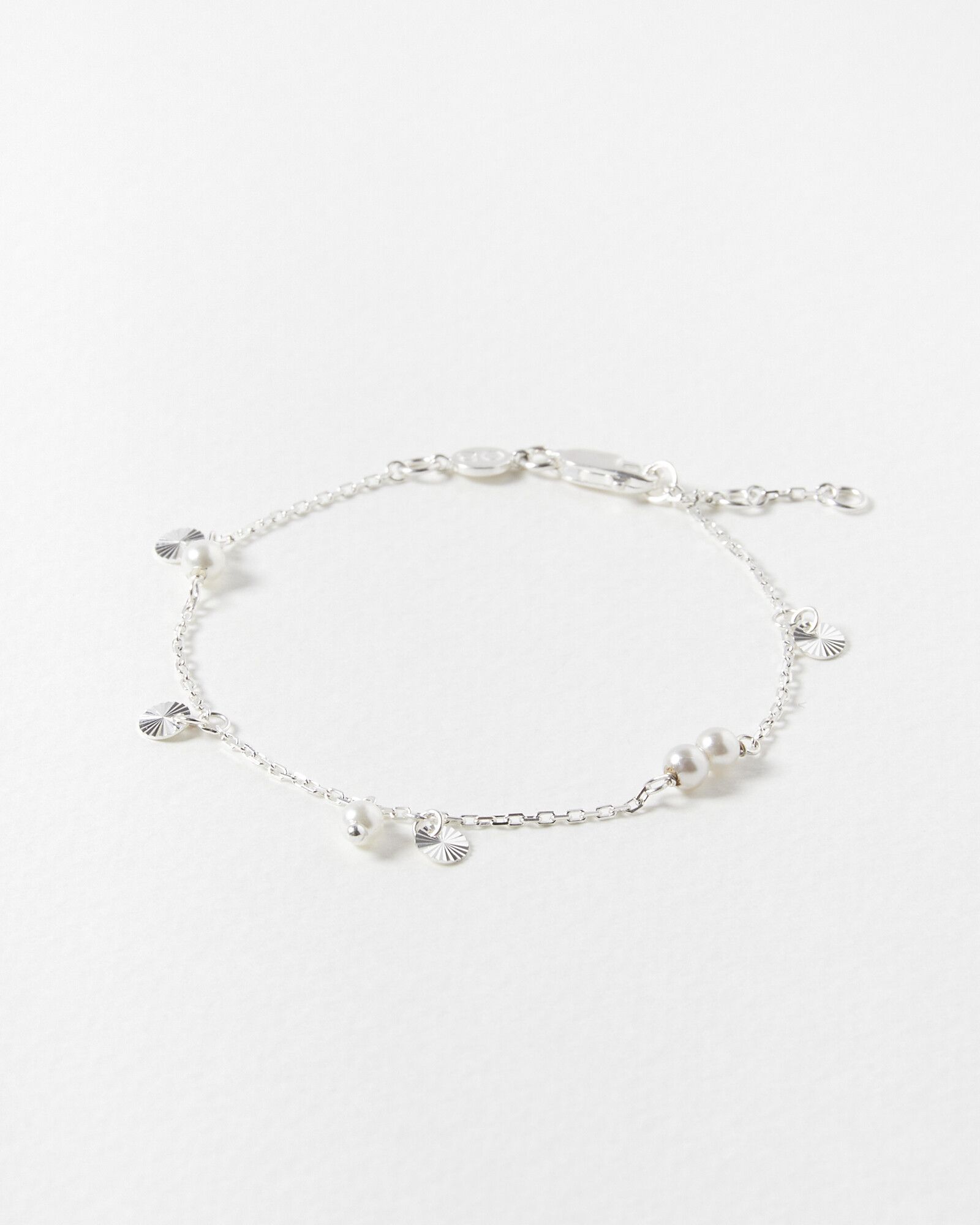 Juno Engraved Disc & Pearl Charm Silver Chain Bracelet | Oliver Bonas