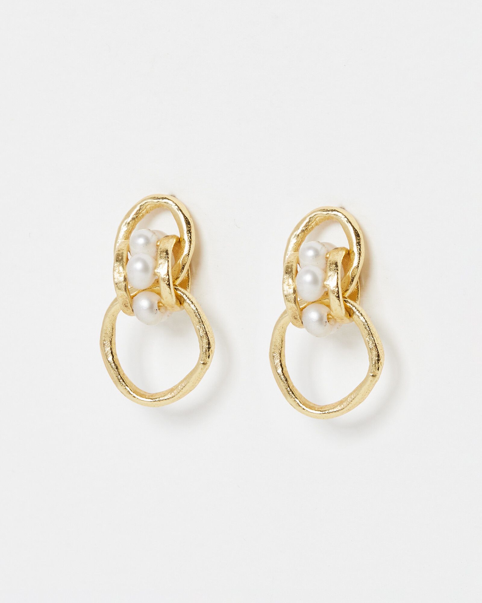 Oliver bonas deals pearl earrings