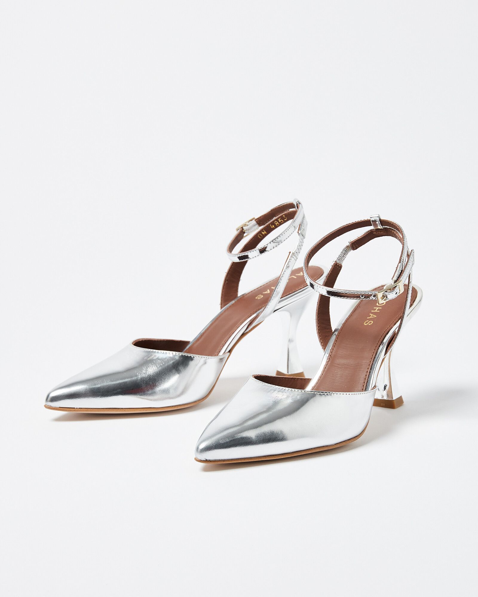Alohas Cinderella Shimmer Silver Leather Heels | Oliver Bonas