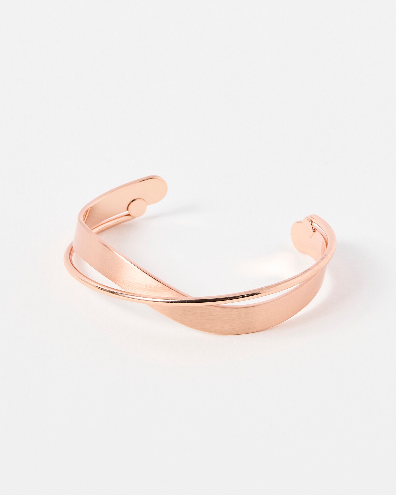 Christie Twist Black Bangle