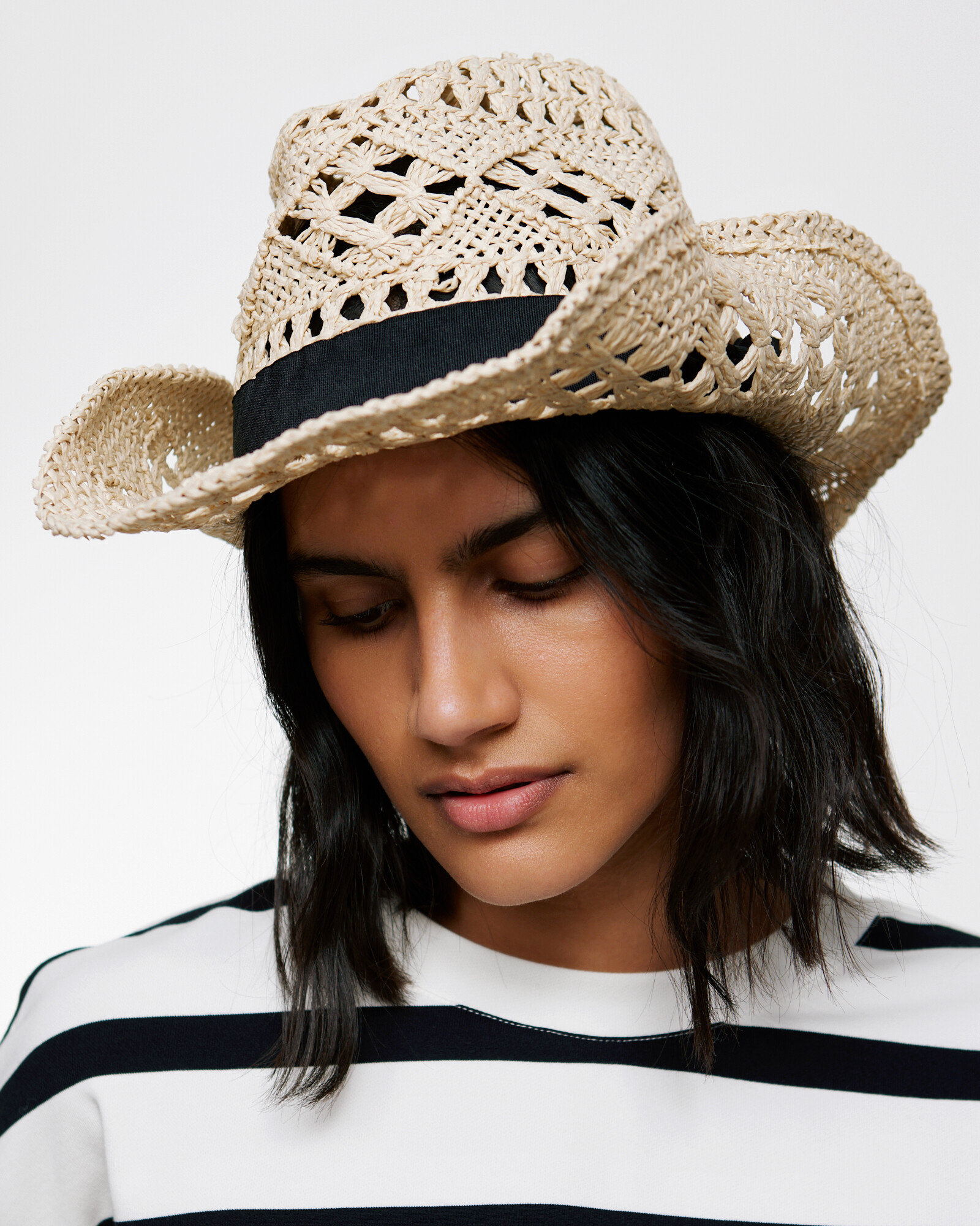 Black Bow Natural Brown Cowboy Hat | Oliver Bonas