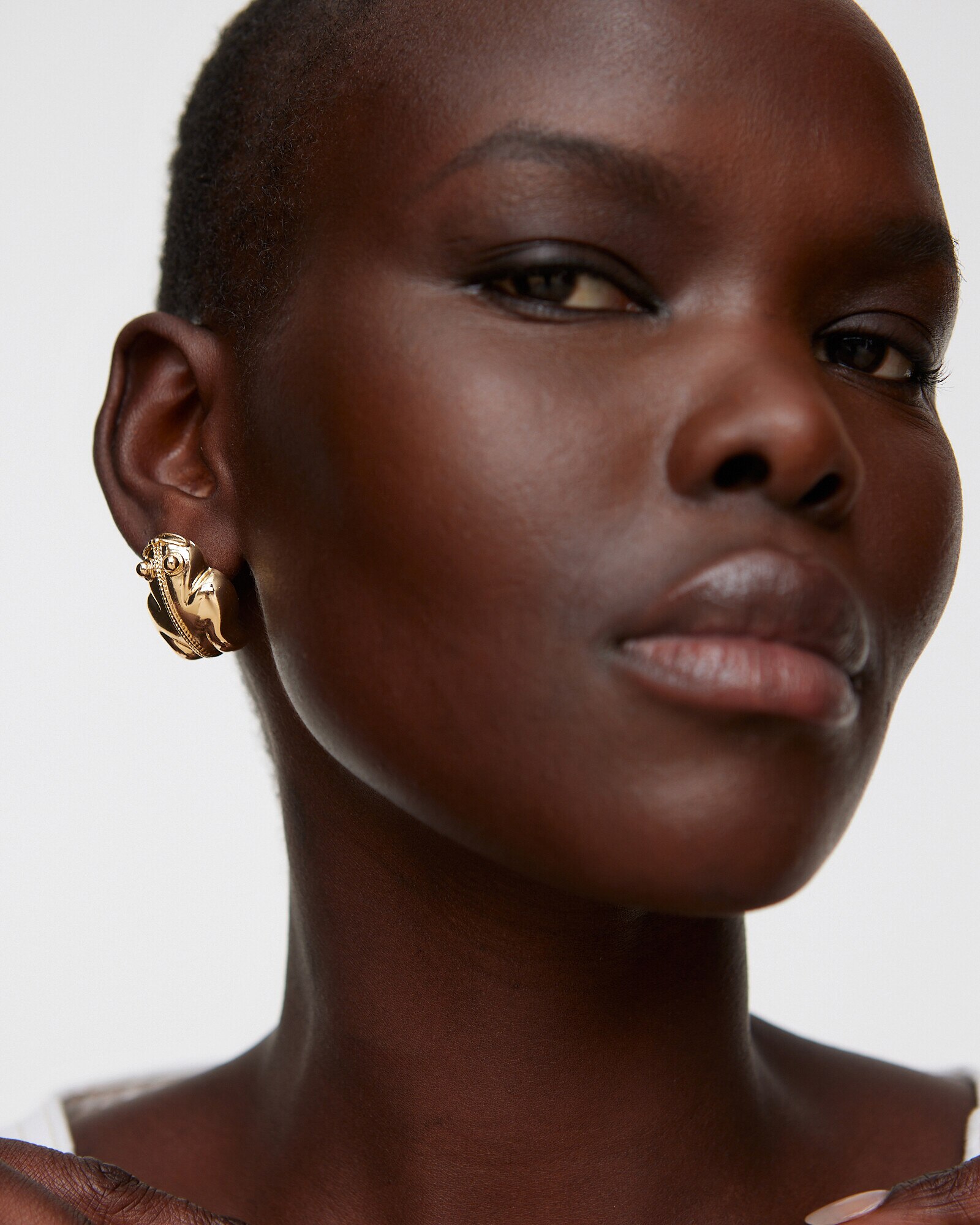Tiana earrings outlet