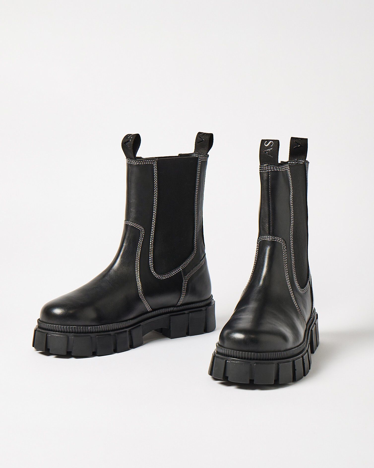 Asra Beacon Black Chelsea Boots | Oliver Bonas