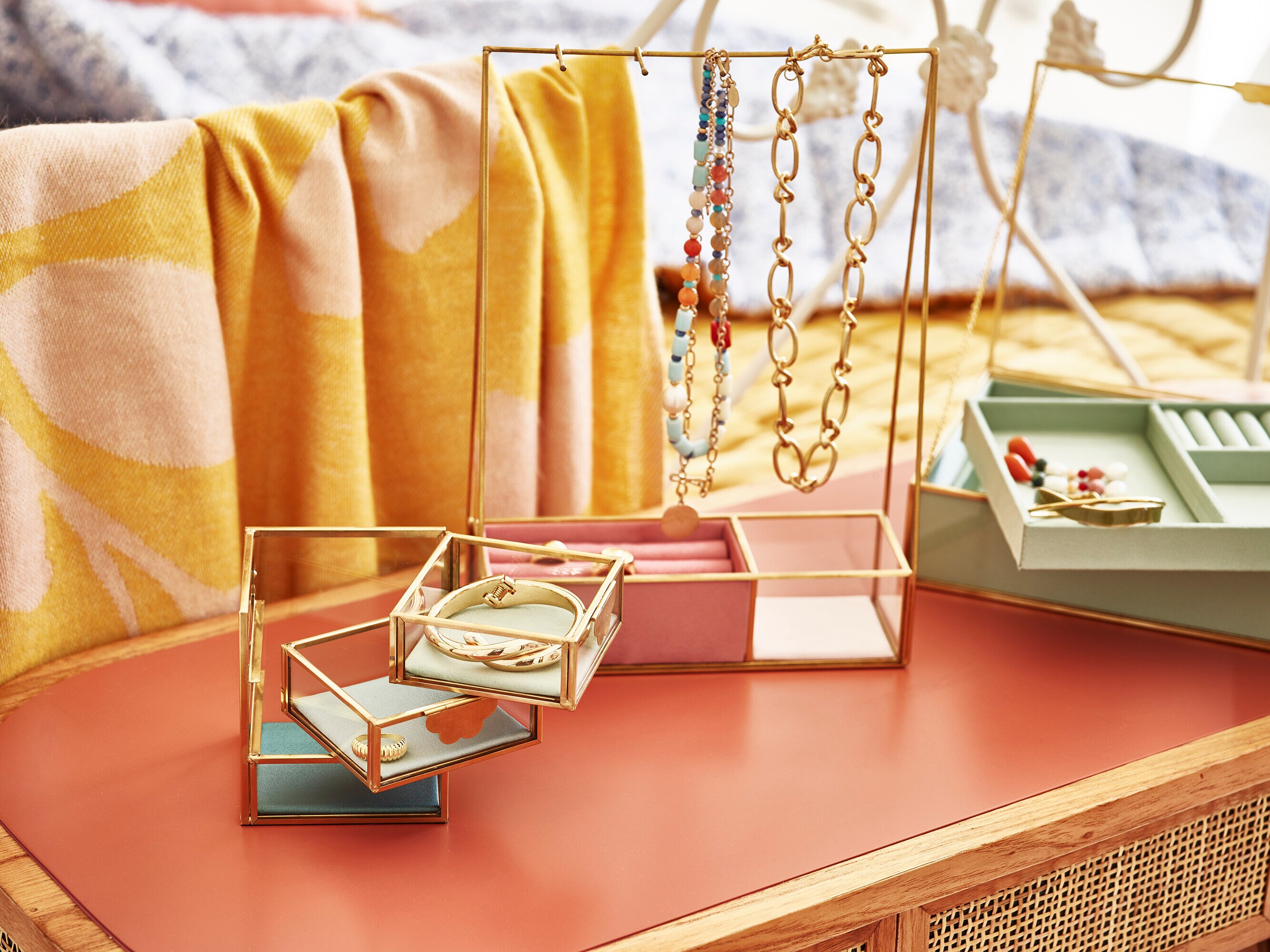 Oliver bonas jewellery box online