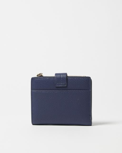 oliver bonas laptop case